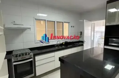 Lindo sobrado para venda na água fria , 3 suite(s), 2 vaga(s), 141 m²