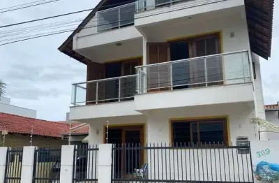 Casa com 4 dormitórios à venda, 245 m² - centro - navegantes/sc