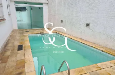 Sobrado no bairro da ponta da praia, 3 quartos, suite, 3 vagas de garagem