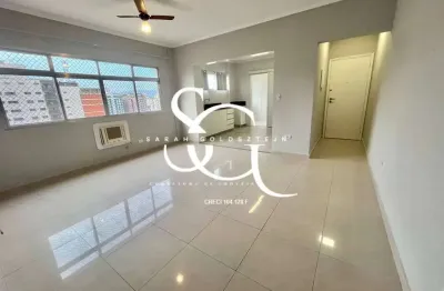 Apartamento reformado, no bairro do campo grande,2 quartos/garagem/2 wcs.