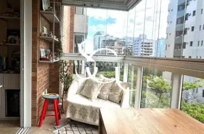 Lindo apartamento na quadra da praia, 3 suítes, lavabo, 2 vagas, lazer