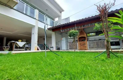Casa linear moderna à venda, 4 suítes e área gourmet – taquara.