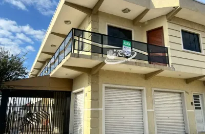 Rc imóveis aluga parte superior de sobrado no sitio cercado
