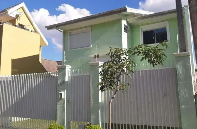 Casa com 2 quartos à venda na Rua Plácido Prevedello, 105, Ahú, Curitiba