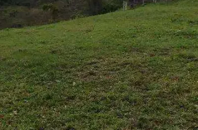 Terreno à venda na Rua Juarez Frotte, 1, Cascatinha, Nova Friburgo