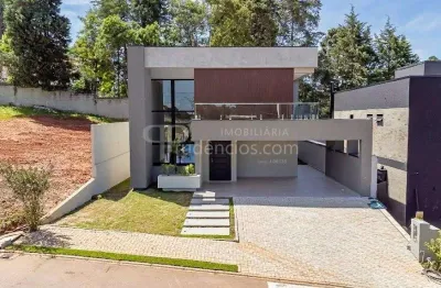 Linda casa no melhor condomínio de Campo Largo 4 dormitórios, sendo 3 suítes