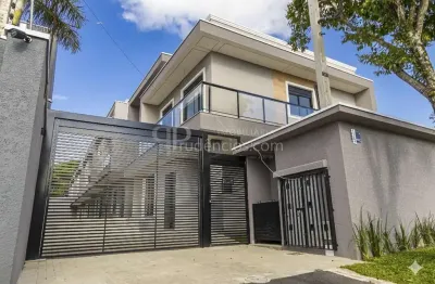 Sobrados prontos para morar, não Geminados, Duplex - 3 Quartos Suítes no  Xaxim