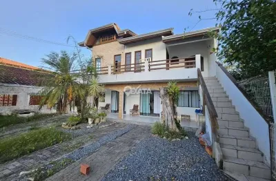 Casa com 5 quartos à venda na Barra do Sai, Itapoá 
