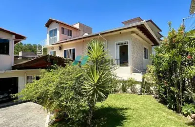 Casa com 4 quartos à venda na Rua Laércio Costa, 90, Trindade, Florianópolis