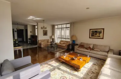 Ótimo apartamento vintage à venda no paraíso com 267m² sendo 3 quartos e 2 vagas