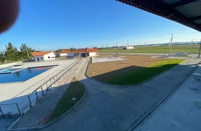 Terreno em condomínio para venda em arraial do cabo, monte alto