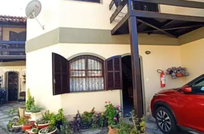 Casa em condomínio para venda em cabo frio, peró, 3 dormitórios, 1 suíte, 2 banheiros, 1 vaga