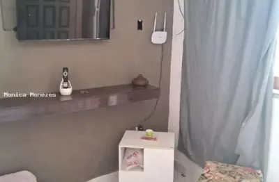 Casa para Temporada em Cabo Frio, Peró, 2 dormitórios, 1 banheiro