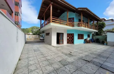 Casa com 12 quartos à venda em Toninhas, Ubatuba 