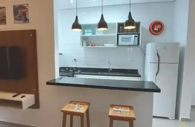 Apartamento mobiliado no quarto andar à venda no centro