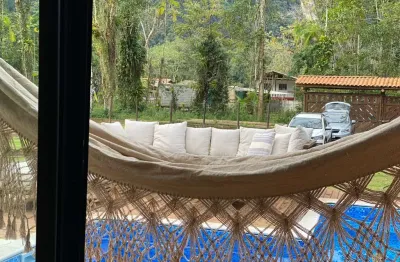Casa toda em vidro em meio á mata atlântica em ubatuba!