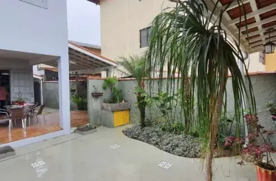 Casa com 3 quartos à venda no Silop, Ubatuba 