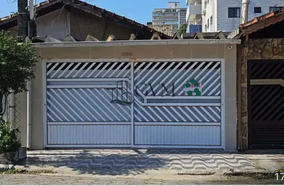 Casa com 2 quartos à venda na Rua Estados Unidos, 298, Guilhermina, Praia Grande