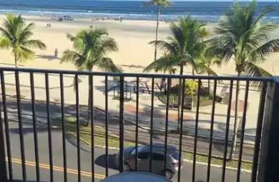 Apartamento de 2 quartos sendo uma suíte, na Guilhermina, Praia Grande, SP.