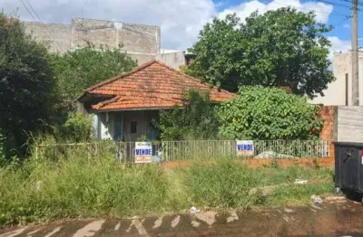 Terreno à venda na Rua Osvaldo Cruz, 237, Vila Silveira Martins, Cachoeirinha por R$ 220.000