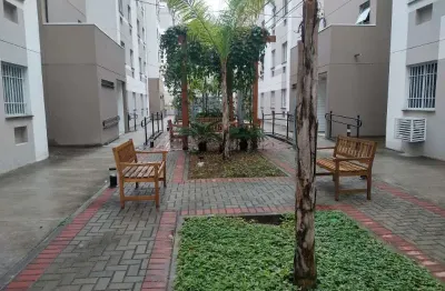 Excelente apartamento, primeira locação, com sala em porcelanato, dois dormitórios, em um condomínio com lazer para toda a família.