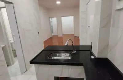 Apartamento com 2 quartos - Av. Paulo de Frontin no Rio Comprido