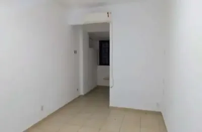 Apartamento à venda no Grajaú, Rio de Janeiro: 2 quartos, 1 sala, 1 banheiro, 69m² de área. Venha conferir!