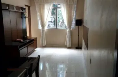 Apartamento à venda em Vila Isabel, Rio de Janeiro-RJ: 2 quartos, 1 suíte, 2 banheiros, 85 m² de área!