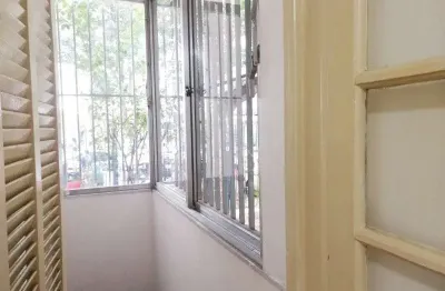 A fps imóveis renovare oferece á venda excelente apartamento 2 quartos próximo a quadra do metrô uruguai!!!