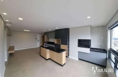 Apartamento semi-mobiliado com 1 suíte e 1 dormitório no bairro são judas em itajaí