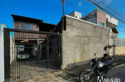 Terreno com 01 casa e 01 kitnet no bairro cidade nova em itajaí