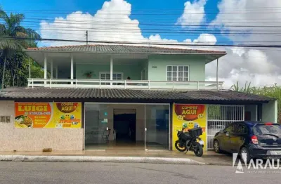 Casa com 3 dormitórios + ponto comercial no bairro salseiros em itajaí