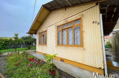 Casa com 3 dormitórios no bairro são joão em itajaí