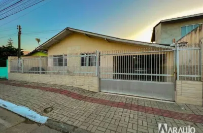 Casa com 3 dormitórios no bairro cordeiros em itajaí