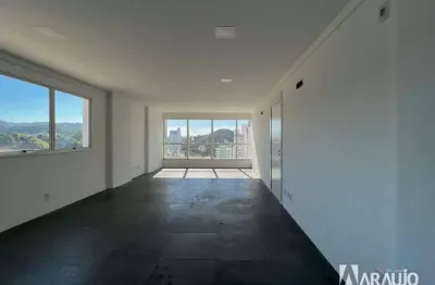 Sala com 132m² no bairro pioneiros em balneário camboriú