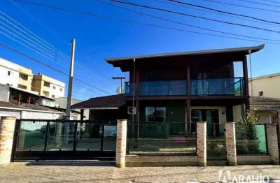 Casa em condomínio fechado com 3 dormitórios no bairro cidade nova em itajaí
