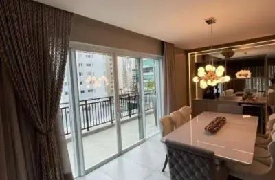 Apartamento finamente mobiliado com 2 suítes e 2 demi-suítes em balneário camboriú