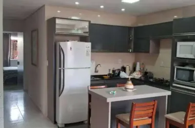 Casa próximo a praia com 2 dormitórios no centro de penha