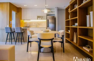 Apartamento mobiliado e decorado com 2 suítes no bairro fazenda em itajaí