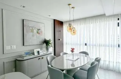 Apartamento mobiliado e decorado com 1 suíte + 2 dormitórios na vila operária em itajaí