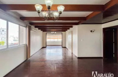 Apartamento diferenciado com 1 suíte e 2 dormitórios no centro de itajaí