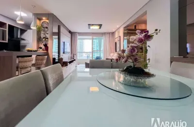 Apartamento mobiliado e equipado com 2 suítes e 1 dormitório no centro de itajaí