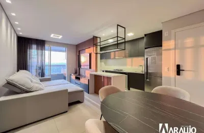 Apartamento mobiliado e decorado com 2 suítes no centro de itajaí