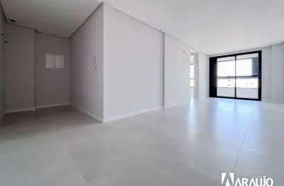 Apartamento com 1 suíte e 1 dormitório na vila operária em itajaí