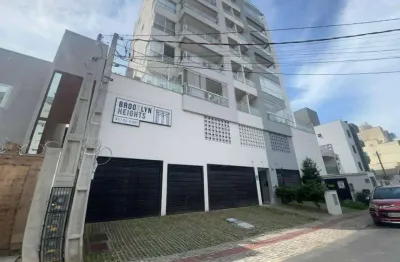 Apartamento mobiliado com 1 suíte no bairro Fazenda em Itajaí