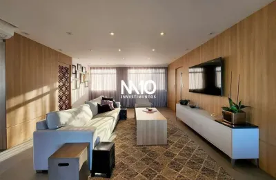 Luxuoso apartamento frente mar com 04 suítes e 03 vagas privativas
