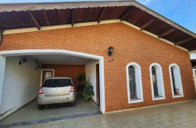Casa à venda no bairro jardim das oliveiras em campinas