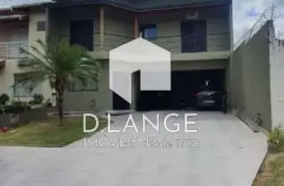 Casa à venda no condomínio campos do conde i em paulínia