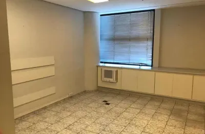 Sala comercial com 1 sala para alugar na Rua Barão de Jaguara, 655, Centro, Campinas