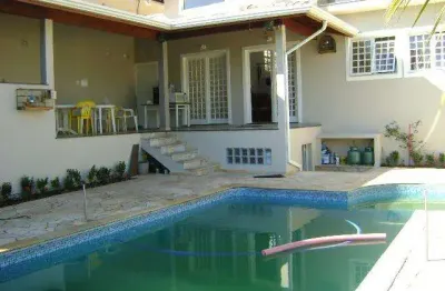 Casa à venda no bairro parque das universidades em campinas